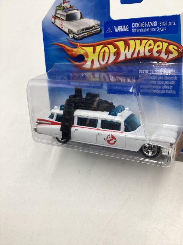 2010 HW Premiere  #027 ShortCard Ghostbusters ecto-1 with protector Online Hot Sale