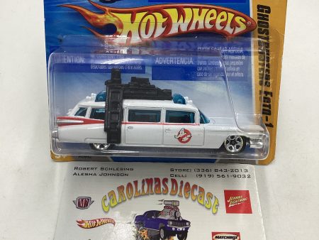 2010 HW Premiere  #027 ShortCard Ghostbusters ecto-1 with protector Online Hot Sale