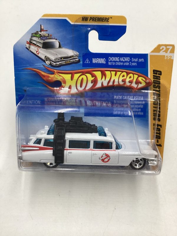 2010 HW Premiere  #027 ShortCard Ghostbusters ecto-1 with protector Online Hot Sale